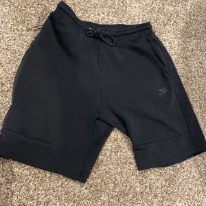 Nike shorts with long side pocket